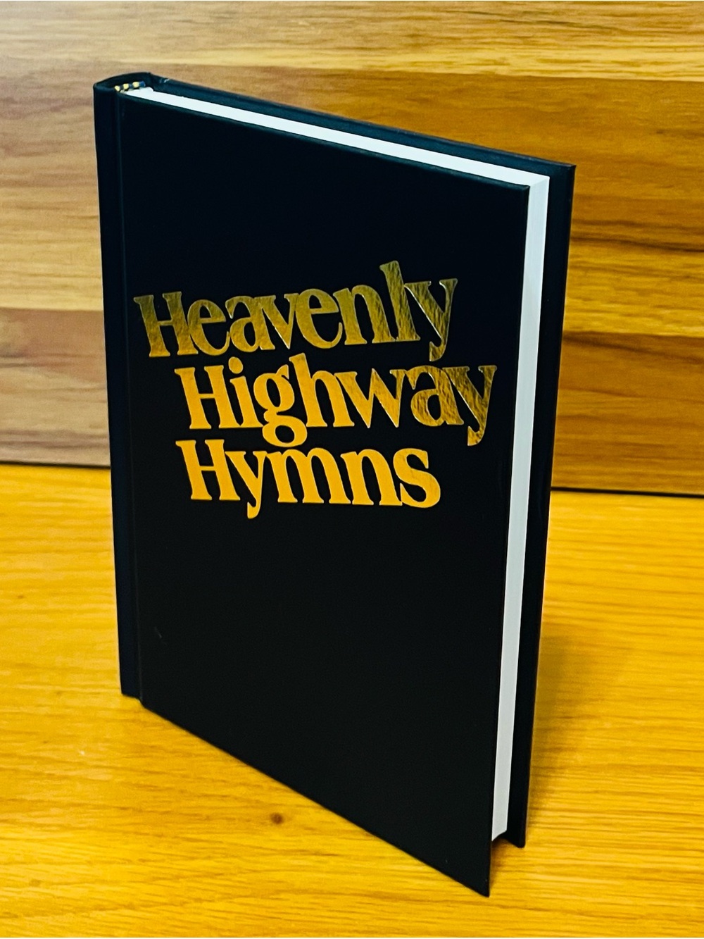 HEAVENLY HIGHWAY HYMNS: Shape Notes by Luther Presley, Hardback (Stamps-Baxter)